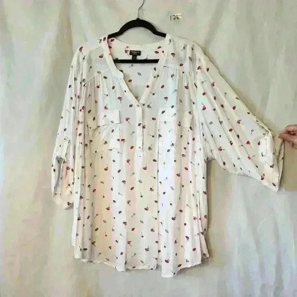 Catherines Tops - Torrid 3/4 sleeve top size 4 or 26w button tab sleeve